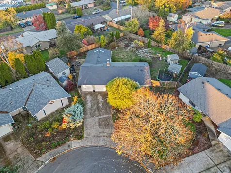 943 Saville Avenue Eugene OR 97404