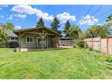 943 Saville Avenue Eugene OR 97404