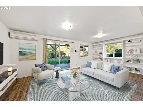 943 Saville Avenue Eugene OR 97404