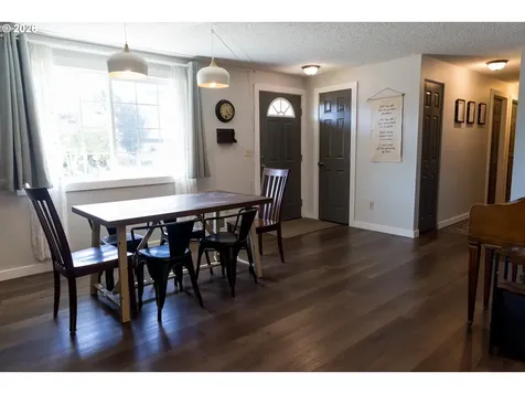 420 Juniper Street Florence OR 97439