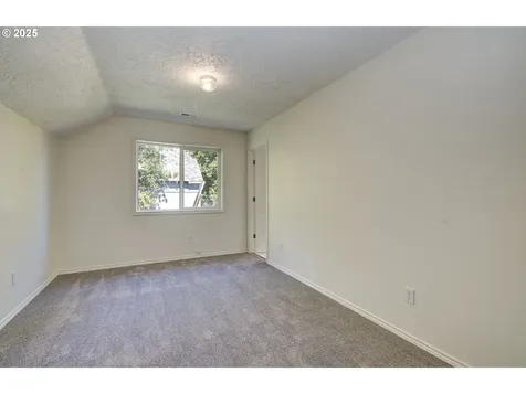 13102 SE 26th Street Vancouver WA 98683