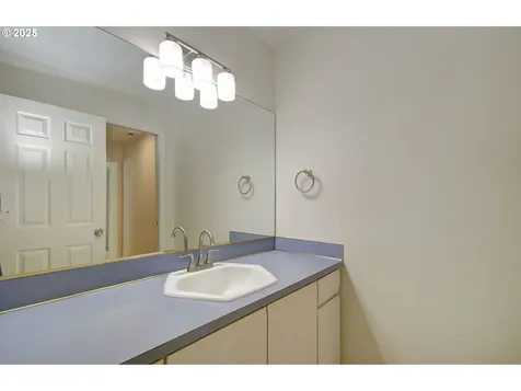 13102 SE 26th Street Vancouver WA 98683