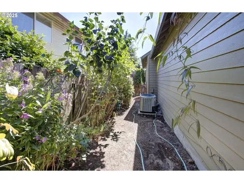 13102 SE 26th Street Vancouver WA 98683
