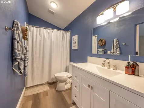 2009 SE 158th Avenue Vancouver WA 98683