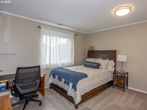 2009 SE 158th Avenue Vancouver WA 98683