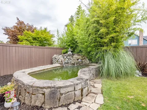 2009 SE 158th Avenue Vancouver WA 98683