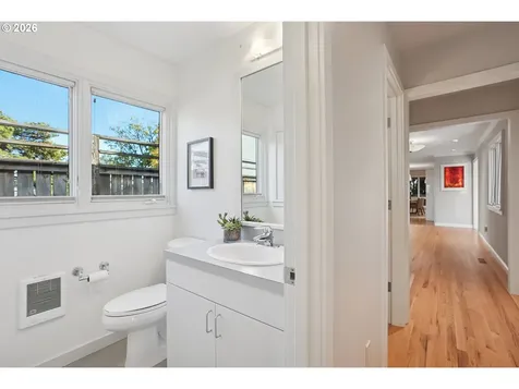 1776 SW Montgomery Drive Portland OR 97201