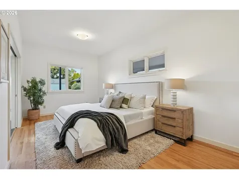 1776 SW Montgomery Drive Portland OR 97201