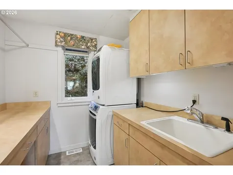 1776 SW Montgomery Drive Portland OR 97201