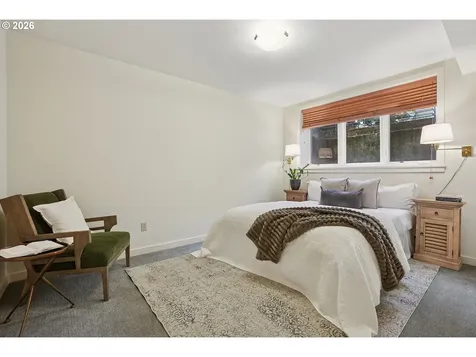 1776 SW Montgomery Drive Portland OR 97201