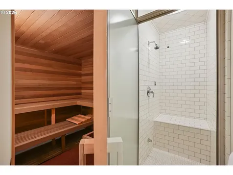 1776 SW Montgomery Drive Portland OR 97201