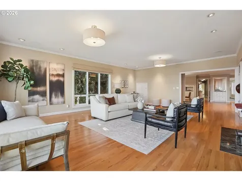 1776 SW Montgomery Drive Portland OR 97201