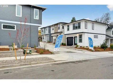 4063 SW Mckinley Gresham OR 97080
