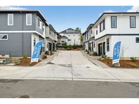 4063 SW Mckinley Gresham OR 97080