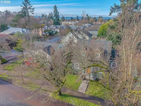 8115 N Fenwick Avenue Portland OR 97217