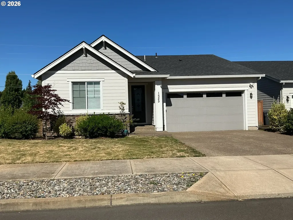 1525 N River Alder Street Canby OR 97013