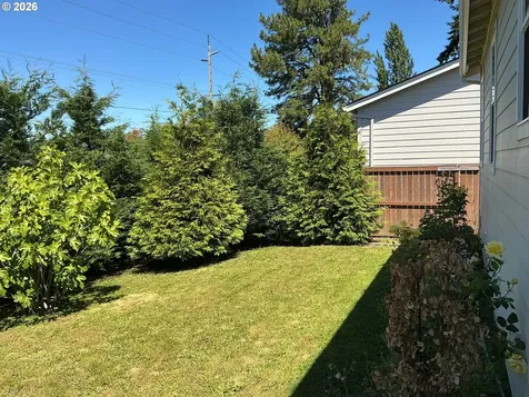 1525 N River Alder Street Canby OR 97013