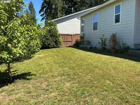 1525 N River Alder Street Canby OR 97013