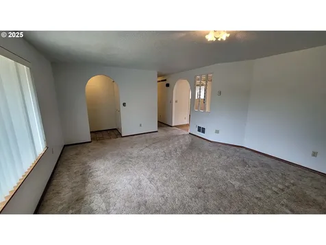 3110 Munsel Lake Road Florence OR 97439
