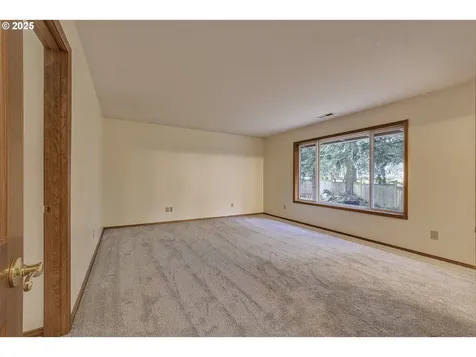 22380 SW 102nd Place Tualatin OR 97062