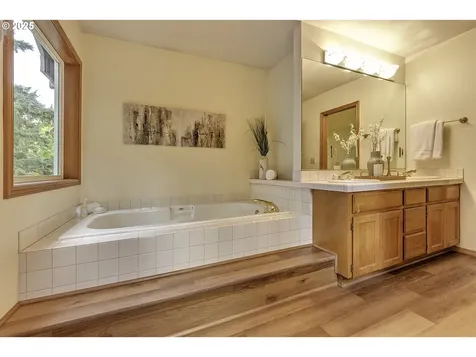 22380 SW 102nd Place Tualatin OR 97062