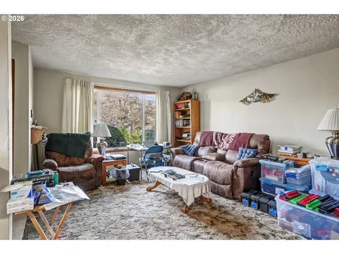 1270 1272 Vista Avenue SE Salem OR 97302