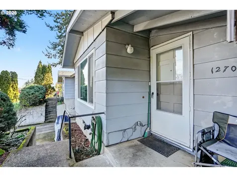 1270 1272 Vista Avenue SE Salem OR 97302