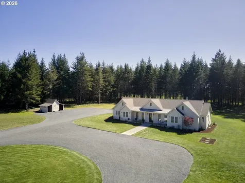 215 Bear Creek Lane Winlock WA 98596