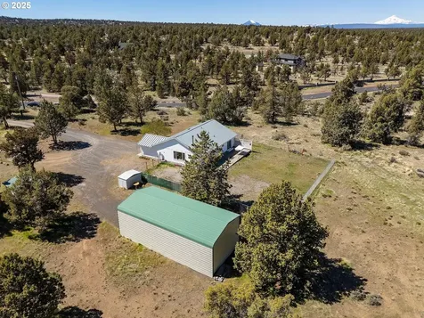 250 SW 89th Street Redmond OR 97756
