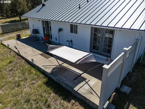 250 SW 89th Street Redmond OR 97756
