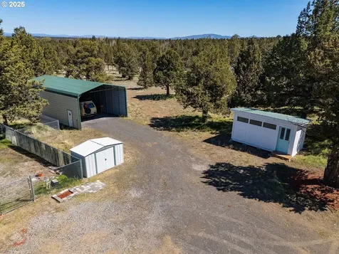250 SW 89th Street Redmond OR 97756