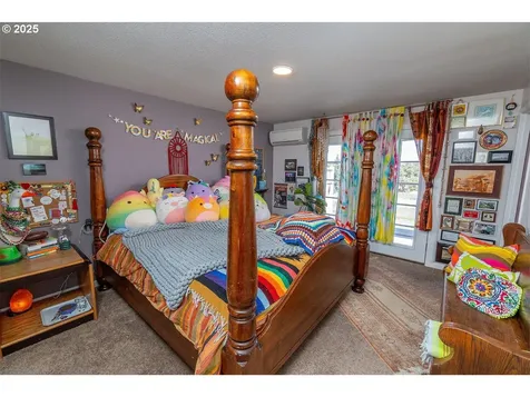 250 SW 89th Street Redmond OR 97756