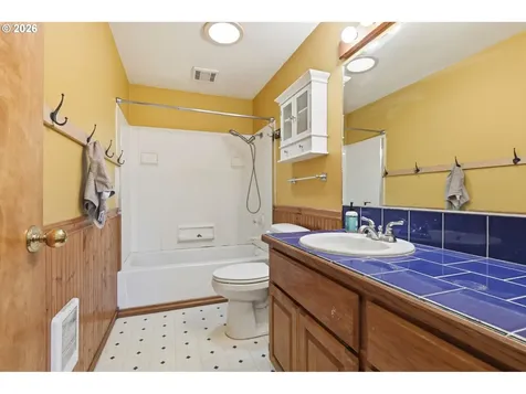 51881 SE 6th Street Scappoose OR 97056