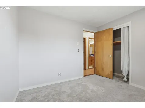 51881 SE 6th Street Scappoose OR 97056