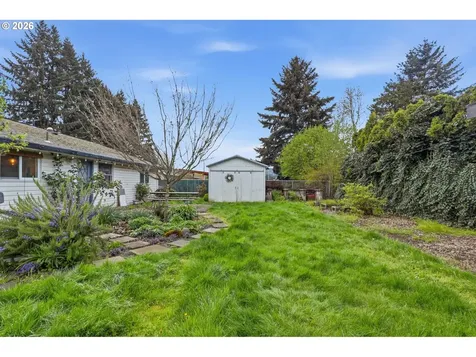51881 SE 6th Street Scappoose OR 97056