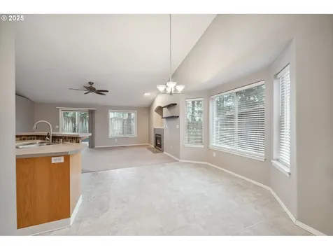 4900 NE 131st Court Vancouver WA 98682