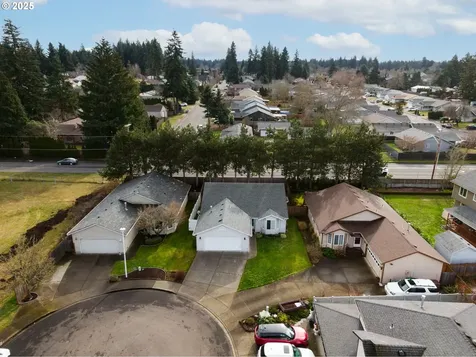 4900 NE 131st Court Vancouver WA 98682