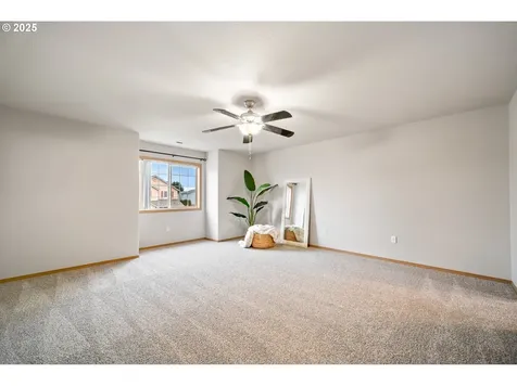 8913 NE 164th Avenue Vancouver WA 98682