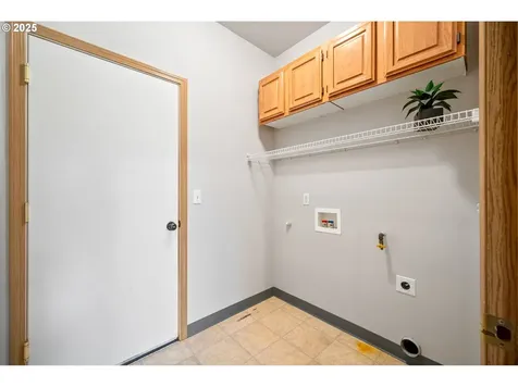 8913 NE 164th Avenue Vancouver WA 98682