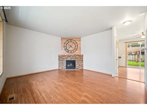 8913 NE 164th Avenue Vancouver WA 98682