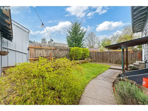 9216 N Ivanhoe Street Portland OR 97203