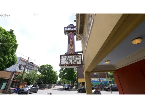9216 N Ivanhoe Street Portland OR 97203