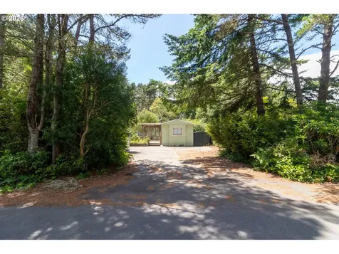 4842 Seapine Drive Florence OR 97439
