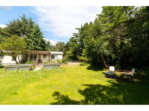 4842 Seapine Drive Florence OR 97439