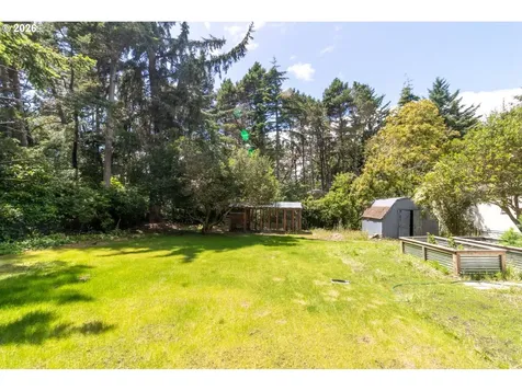 4842 Seapine Drive Florence OR 97439