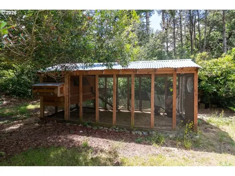 4842 Seapine Drive Florence OR 97439