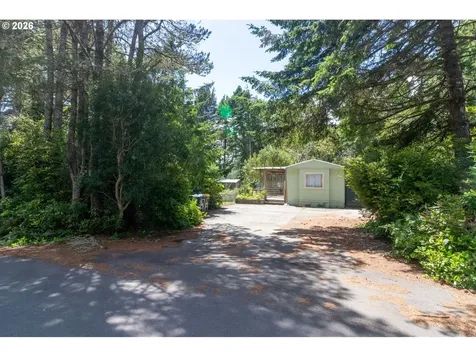 4842 Seapine Drive Florence OR 97439