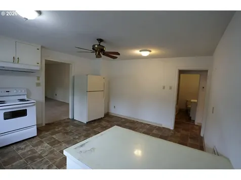 328 Pioneer Street Ridgefield WA 98642