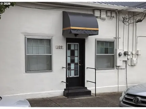 328 Pioneer Street Ridgefield WA 98642