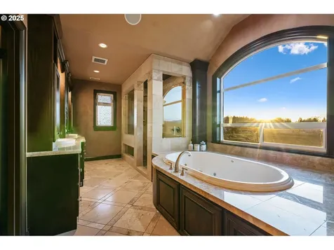 33302 NW 47th Court Ridgefield WA 98642